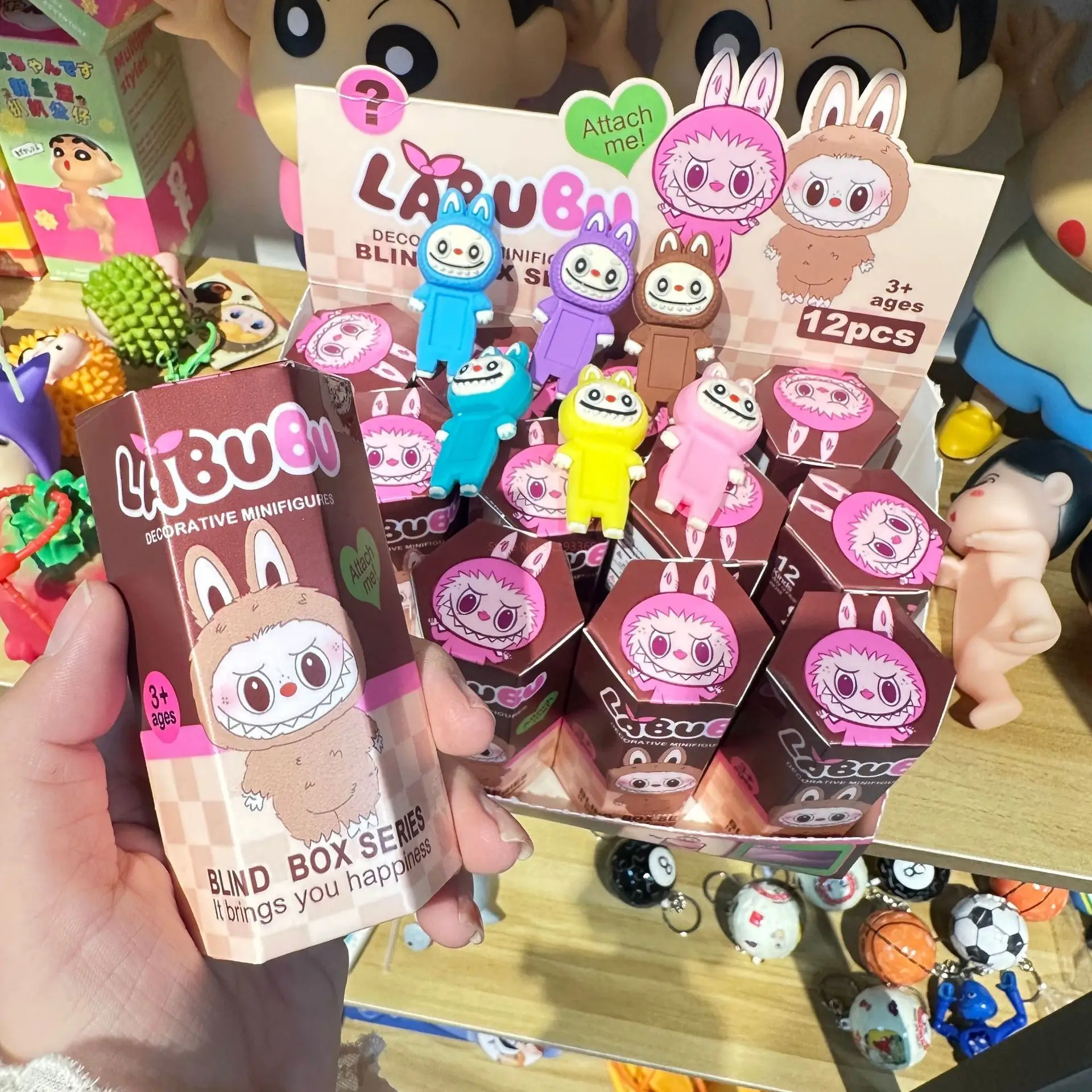 12pcs Labubu Blind Box Cute Anime Figures Model Doll Toys Kid Christmas Gift Surprise Box Toy Kawaii Surprise Blind Box Kid Toys 
12pcs Labubu Blind Box Cute Anime Figures Model Doll Toys Kid Christmas Gift Surprise Box Toy Kawaii Surprise Blind Box Kid Toys