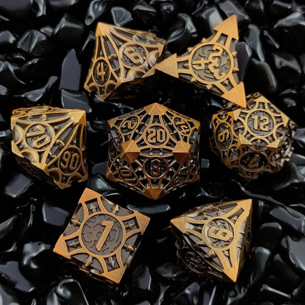 Настольная игра DND, металлические многогранные кости для подземелья и драконов, ролевой игры, набор костей D & D для ролевых игр D20 D12 D10 D8 D6 D4
Настольная игра DND, металлические многогранные кости для подземелья и драконов, ролевой игры, набор костей D & D для ролевых игр D20 D12 D10 D8 D6 D4