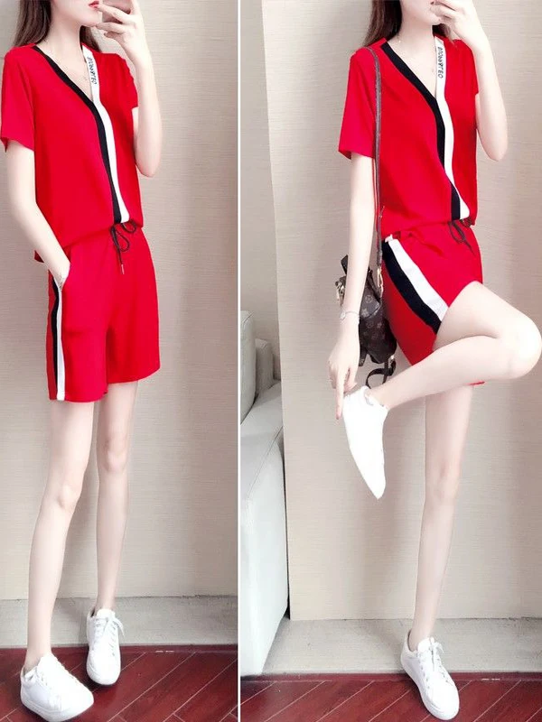 Casual Sporty Women's Short Pants Set V-Neck Slimming Loose Fit Fashionable Korean Style Spring Summer New Arrival Two-Piece ...
Casual Sporty Women's Short Pants Set V-Neck Slimming Loose Fit Fashionable Korean Style Spring Summer New Arrival Two-Piece ...