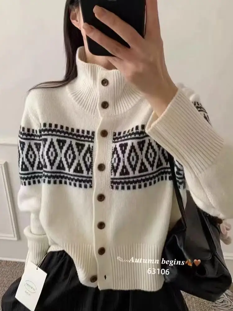 100% Merino Wool Sweater Women's Cardigan Knitwear Autumn Winter Retro Female Coats Casual Classy Soft Warm Daily Top Clothes
100% Merino Wool Sweater Women's Cardigan Knitwear Autumn Winter Retro Female Coats Casual Classy Soft Warm Daily Top Clothes