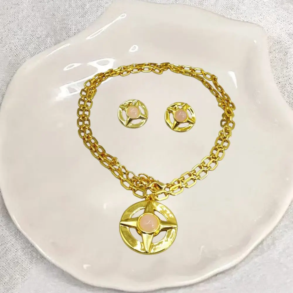 2026 Spring Popular High Quality Four Star Pearl/Pink Quartz Stone Earrings Necklace, Jewelry Two Piece Set, Party Gift
2026 Spring Popular High Quality Four Star Pearl/Pink Quartz Stone Earrings Necklace, Jewelry Two Piece Set, Party Gift