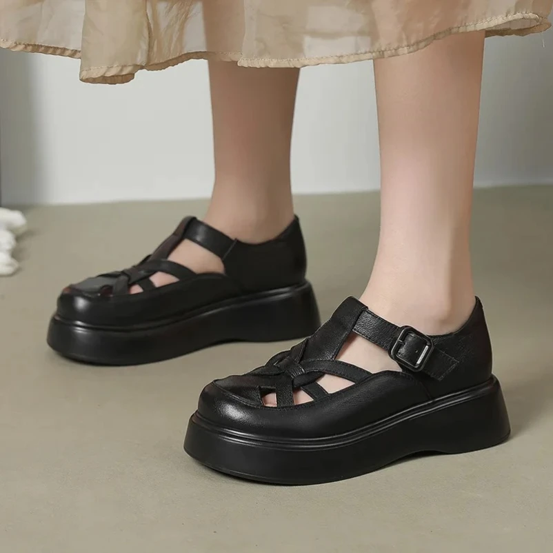 2025 сандалии из натуральной коровьей кожи, женская обувь на мягкой подошве на плоской платформе, осенние повседневные лоферы в римском стиле с круглым носком, большой размер 
2025 сандалии из натуральной коровьей кожи, женская обувь на мягкой подошве на плоской платформе, осенние повседневные лоферы в римском стиле с круглым носком, большой размер