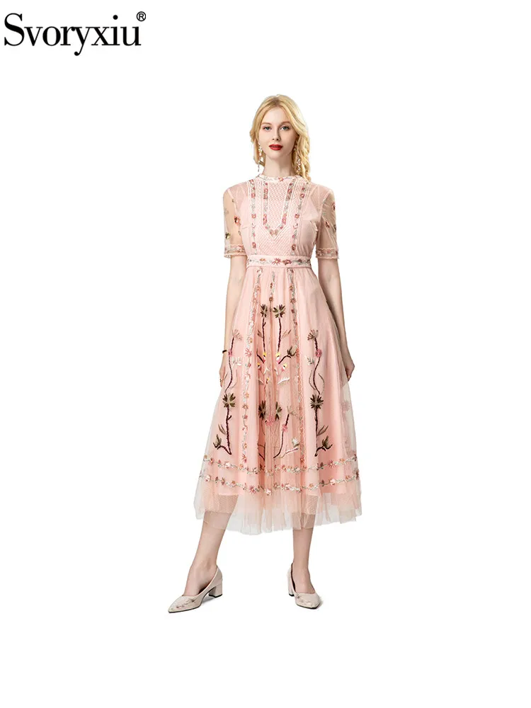 Svoryxiu Summer Fashion Party Elegance Floral Embroidery Long Dress Women's Stand Collar Short Sleeve Net Yarn A-Line Dresses
Svoryxiu Summer Fashion Party Elegance Floral Embroidery Long Dress Women's Stand Collar Short Sleeve Net Yarn A-Line Dresses