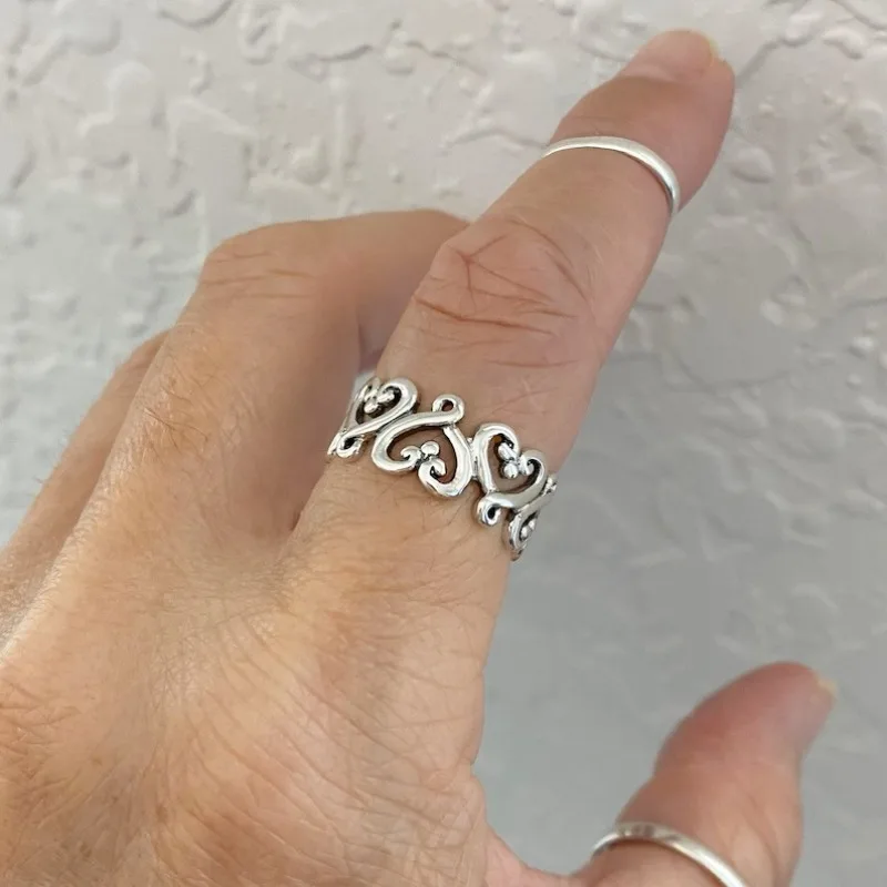 2024 New Retro Bohemian Silver Color Hollow Pattern Ring Fashion Men's and Women's Festival Party Jewelry Accessories Gift
2024 New Retro Bohemian Silver Color Hollow Pattern Ring Fashion Men's and Women's Festival Party Jewelry Accessories Gift