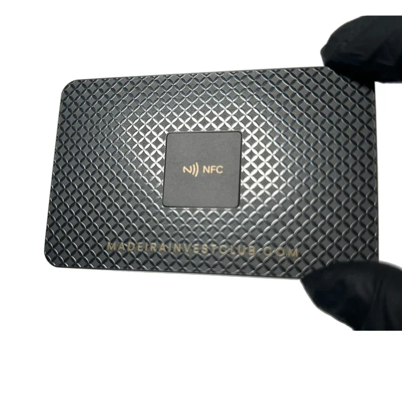Индивидуальный дизайн выреза черная металлическая визитная карточка NFC/печать металлических цифровых визитных карточек
Индивидуальный дизайн выреза черная металлическая визитная карточка NFC/печать металлических цифровых визитных карточек