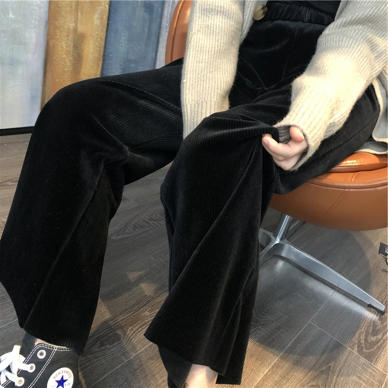 Вельветовые брюки больших размеров, женские свободные широкие длинные брюки с высокой талией на подкладке, грушевидные брюки с прямыми штанинами
Вельветовые брюки больших размеров, женские свободные широкие длинные брюки с высокой талией на подкладке, грушевидные брюки с прямыми штанинами