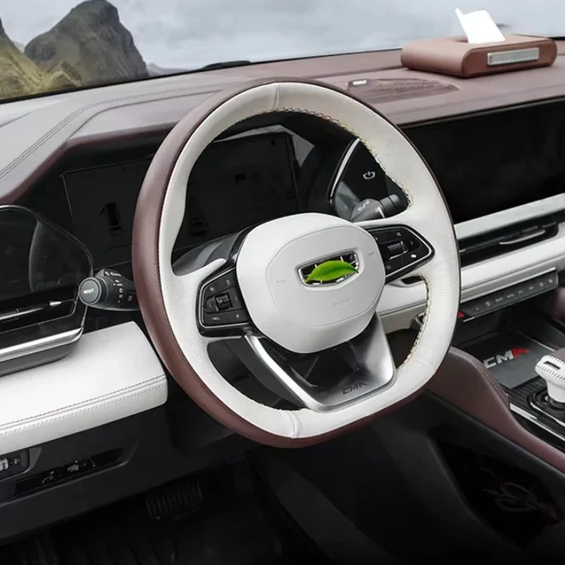 Для Geely Monjaro KX11 2022-2024 Grand Koleos 2025, Стайлинг автомобиля, сшитый вручную, нескользящий кожаный чехол на руль, автоаксессуары
Для Geely Monjaro KX11 2022-2024 Grand Koleos 2025, Стайлинг автомобиля, сшитый вручную, нескользящий кожаный чехол на руль, автоаксессуары