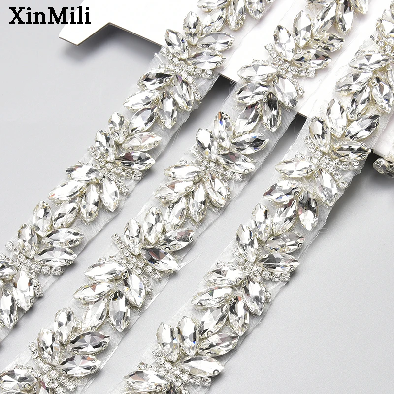 1 Yard Silver Glass Rhinestone Webbing Trim Iron on Bridal Strass Applique Beaded Crystal Patches Ribbon for Wedding Dress Shoes
1 Yard Silver Glass Rhinestone Webbing Trim Iron on Bridal Strass Applique Beaded Crystal Patches Ribbon for Wedding Dress Shoes