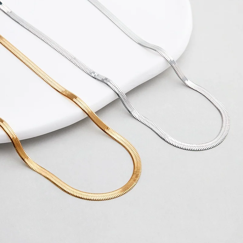 Итальянская цепочка со змеиным лезвием, 18-каратное позолоченное ожерелье с ключицей для женщин, новые минималистичные высококачественные хит продаж ювелирных изделий
Итальянская цепочка со змеиным лезвием, 18-каратное позолоченное ожерелье с ключицей для женщин, новые минималистичные высококачественные хит продаж ювелирных изделий