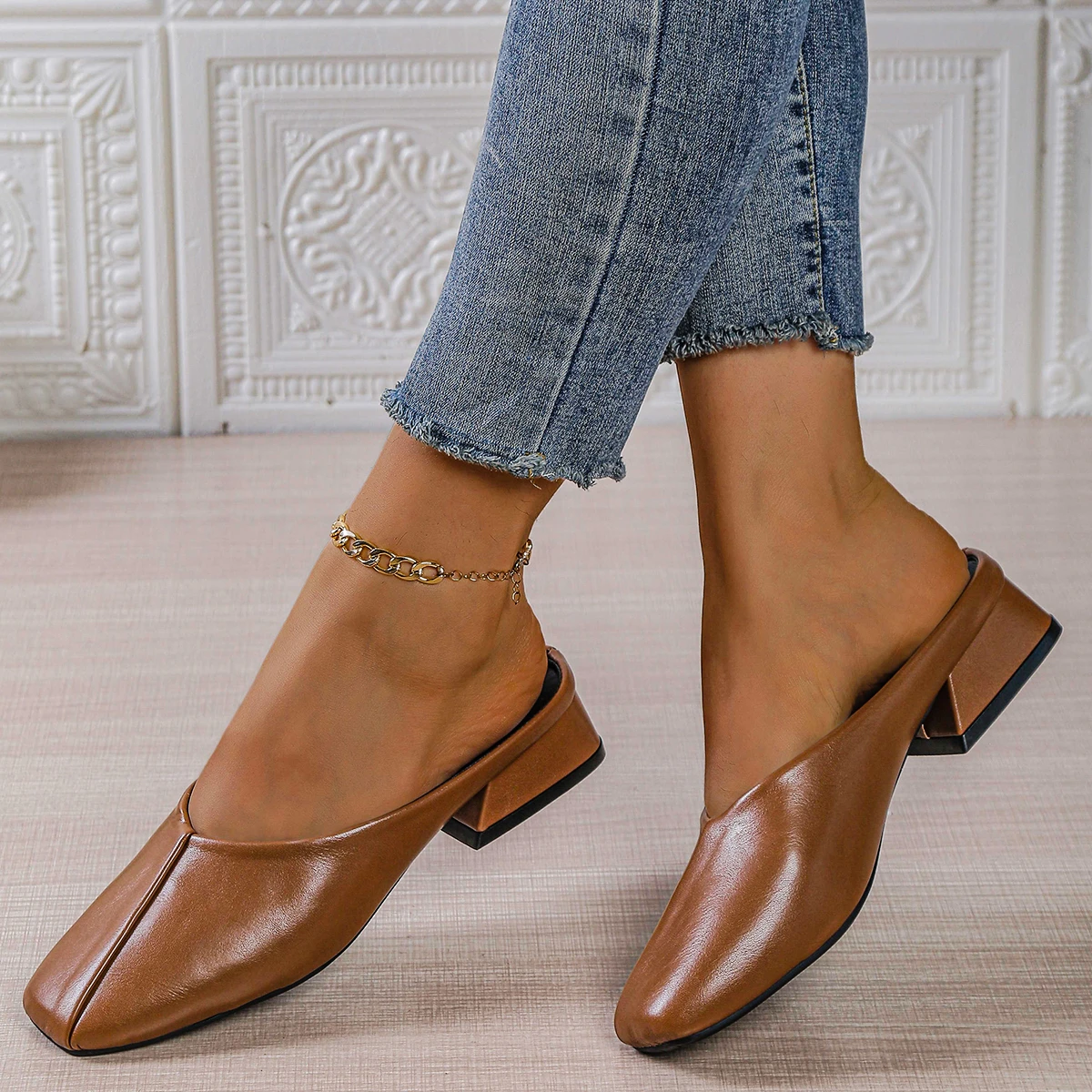 2026 Spring Autumn Casual Style Flat Flats Slipper for Women Square Toe Soft Sole Mary Jane Shoes Comfortable Flats Slipper
2026 Spring Autumn Casual Style Flat Flats Slipper for Women Square Toe Soft Sole Mary Jane Shoes Comfortable Flats Slipper