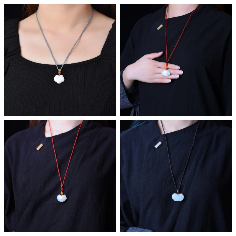 Exquisite Fine Material Hetian Jade Peace And Double-Sided Good Fortune Lock Pendant
Exquisite Fine Material Hetian Jade Peace And Double-Sided Good Fortune Lock Pendant