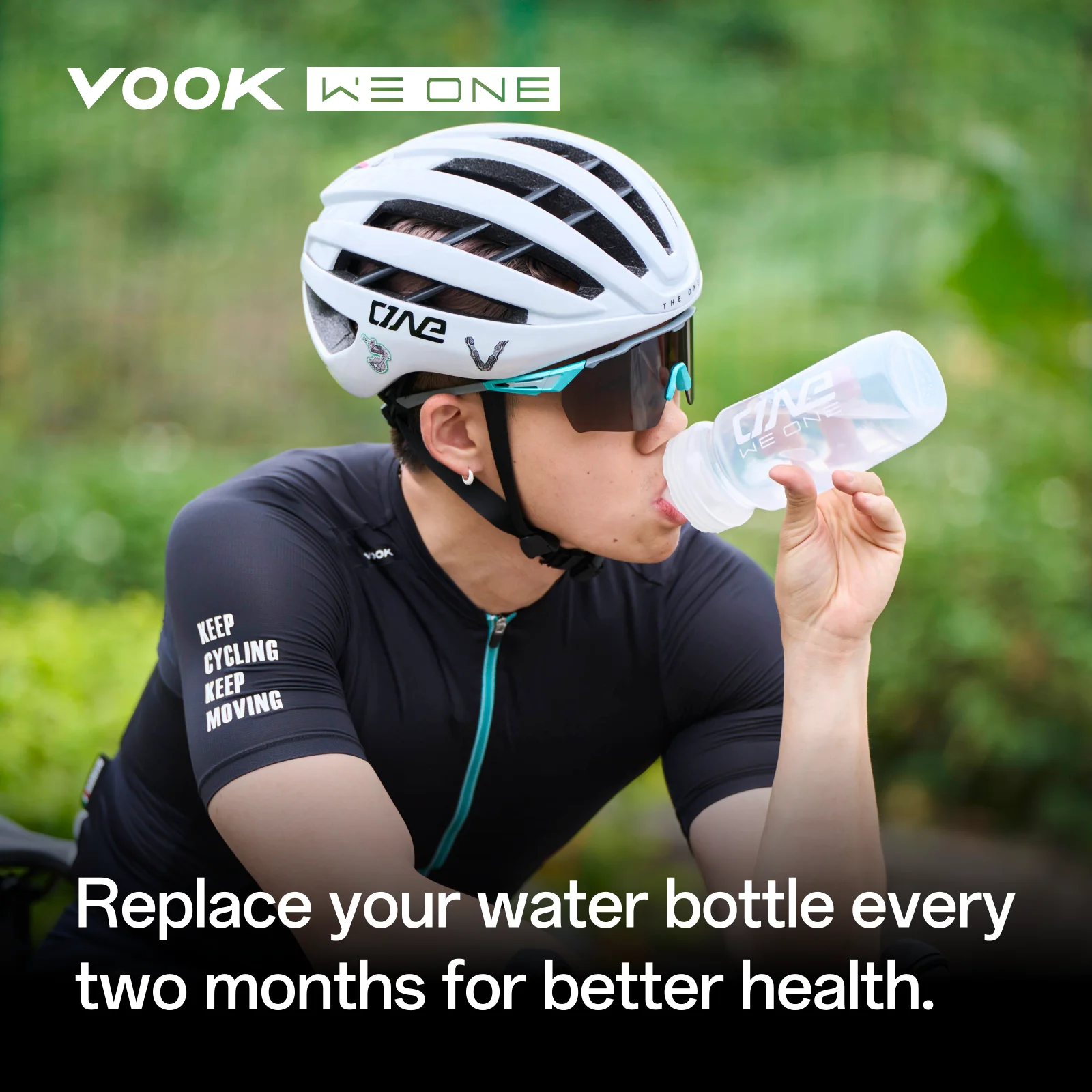 Vook Bicycle Cycling Water Bottle, Road and Mountain Bike Lightweight Squeeze-Type Sports Water Cup, Large-Capacity Running Water Bottle
Vook Bicycle Cycling Water Bottle, Road and Mountain Bike Lightweight Squeeze-Type Sports Water Cup, Large-Capacity Running Water Bottle