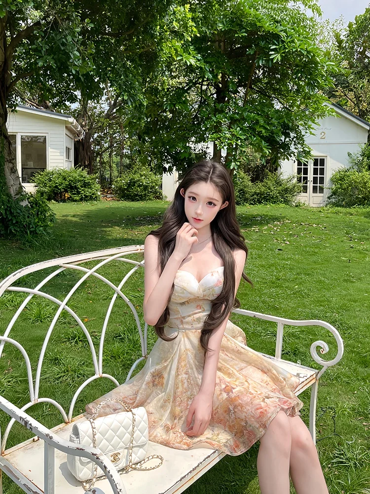 Elegant Floral Print Dress Women's Birthday Party Gown with Sash Waist Cinching Strapless A-Line Skirt for Casual Outfits
Elegant Floral Print Dress Women's Birthday Party Gown with Sash Waist Cinching Strapless A-Line Skirt for Casual Outfits