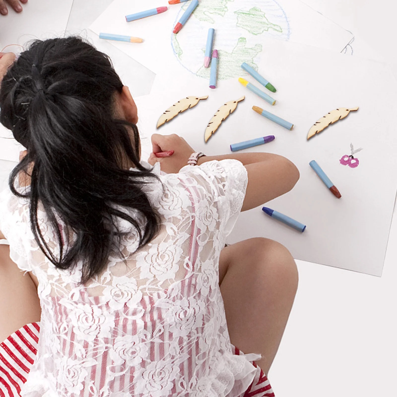 100pcs Wooden Hanging Ornament Wall Decoration For Home Living Room Bedroom Dining Room Decorative Art Piece Wooden
100pcs Wooden Hanging Ornament Wall Decoration For Home Living Room Bedroom Dining Room Decorative Art Piece Wooden