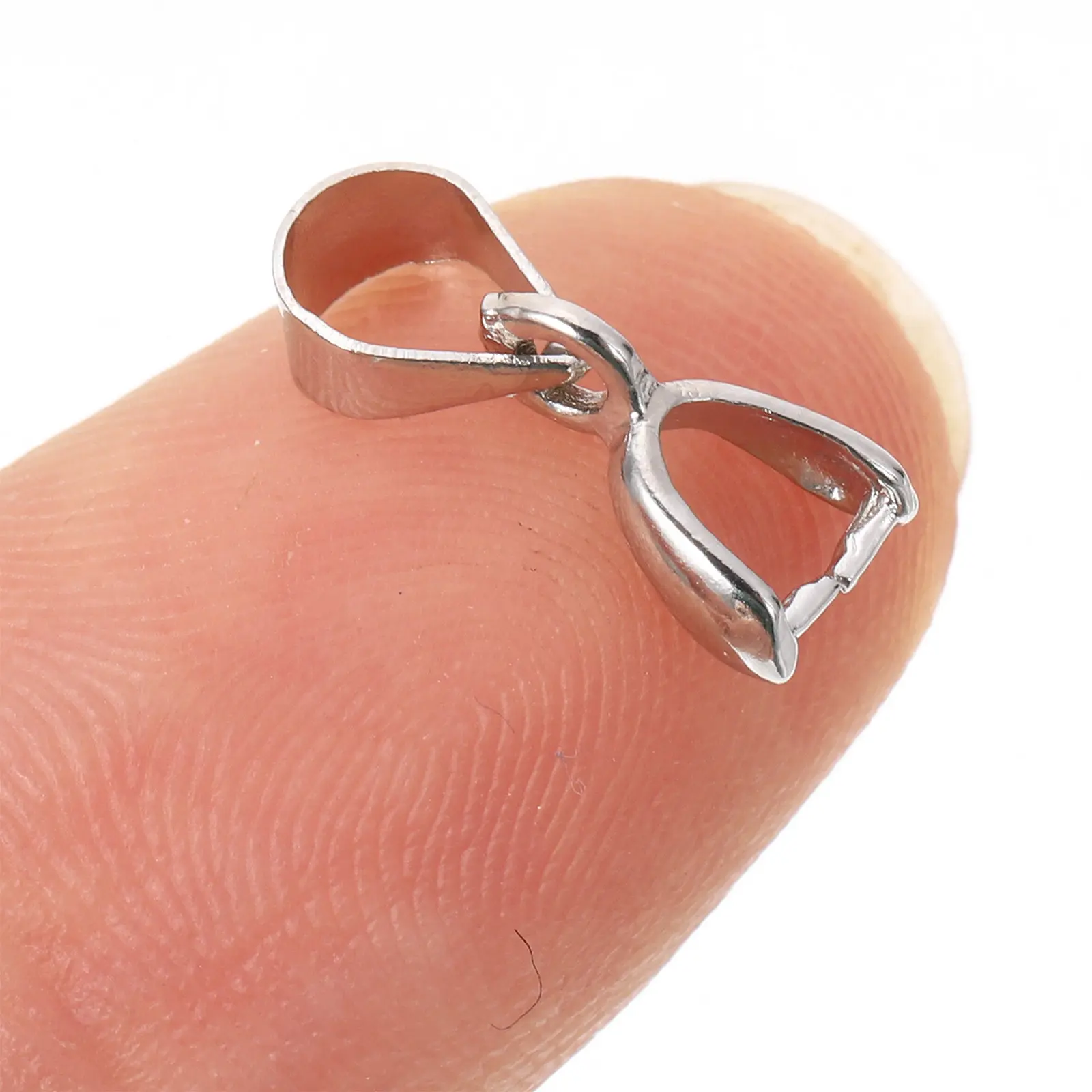 100Pcs Necklace Pendant Buckles Easy-Open Metal Clasp Connectors for DIY Jewelry Making Charm Pendants and Bead Accessories
100Pcs Necklace Pendant Buckles Easy-Open Metal Clasp Connectors for DIY Jewelry Making Charm Pendants and Bead Accessories