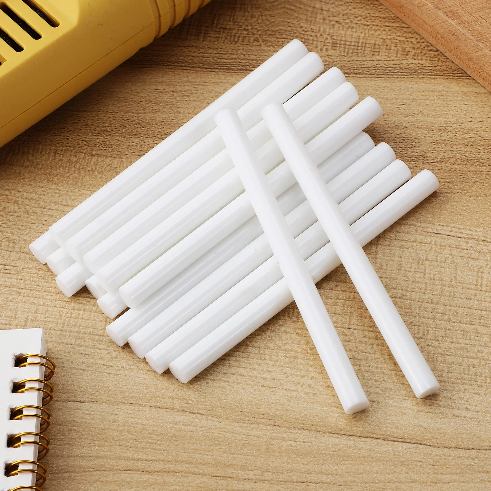16pc Hot Glue Sticks Colorful Fabric Hot Melt Glue Sticks Strong Adhesive Rods for DIY Craft School Projects Home Repair
16pc Hot Glue Sticks Colorful Fabric Hot Melt Glue Sticks Strong Adhesive Rods for DIY Craft School Projects Home Repair