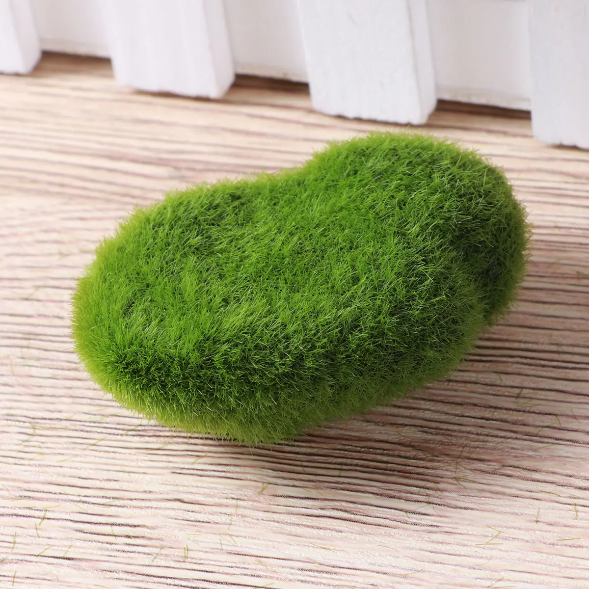 Artificial Flocking Stones Bright Covered Rocks for Woodland Fairy Gardens Terrariums Vase Bowl Decoration
Artificial Flocking Stones Bright Covered Rocks for Woodland Fairy Gardens Terrariums Vase Bowl Decoration