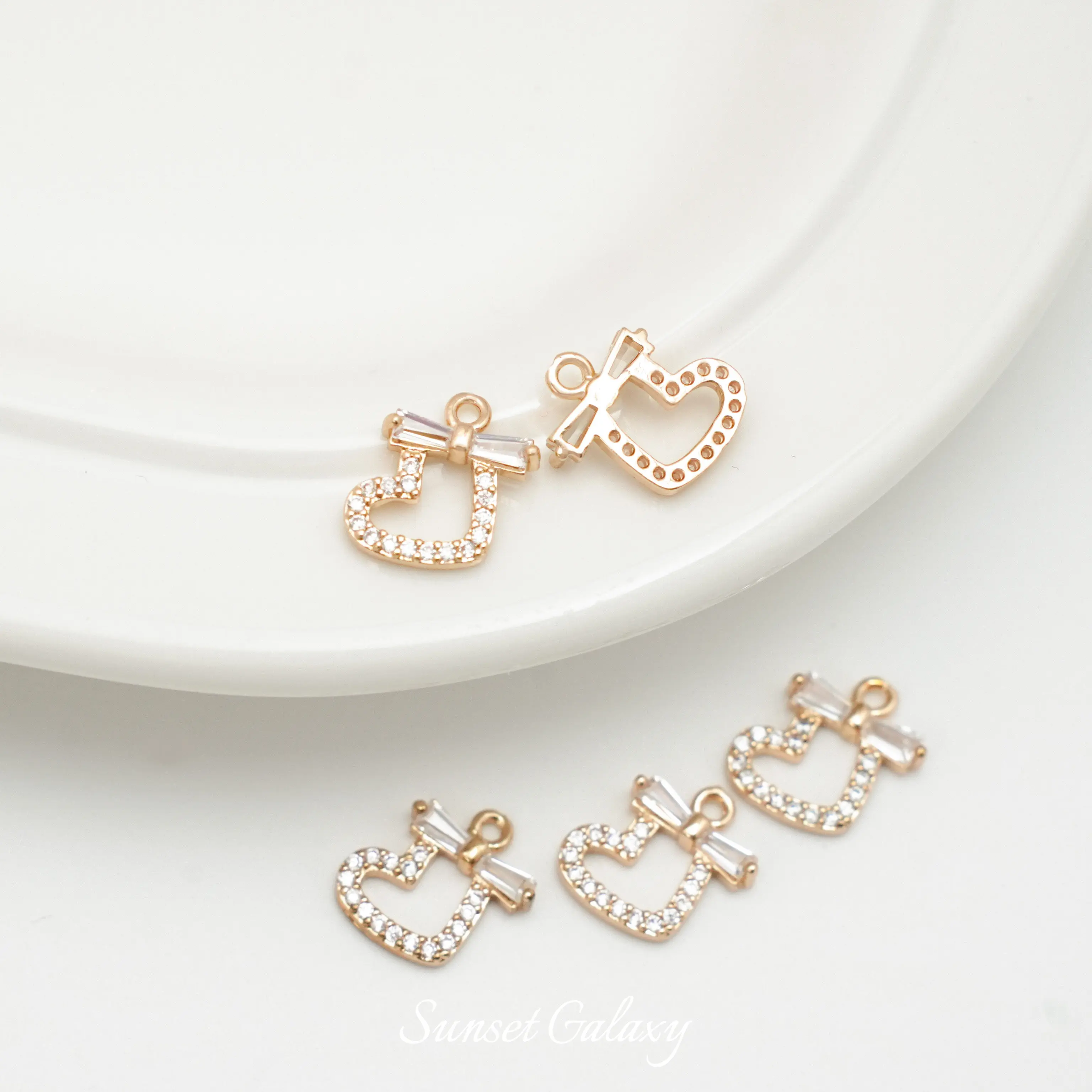 18K Gold Plated Pave Zircon Christmas Stocking Charms DIY Bracelet, Necklace & Pearl Earring Jewelry Findings
18K Gold Plated Pave Zircon Christmas Stocking Charms DIY Bracelet, Necklace & Pearl Earring Jewelry Findings