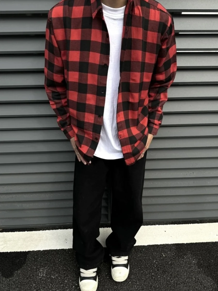 Ретро американский красный блузловый цвет Blo Long Sve Plaid irt ex Весенне-осеннее солнцезащитное винтажное пальто для пар
Ретро американский красный блузловый цвет Blo Long Sve Plaid irt ex Весенне-осеннее солнцезащитное винтажное пальто для пар