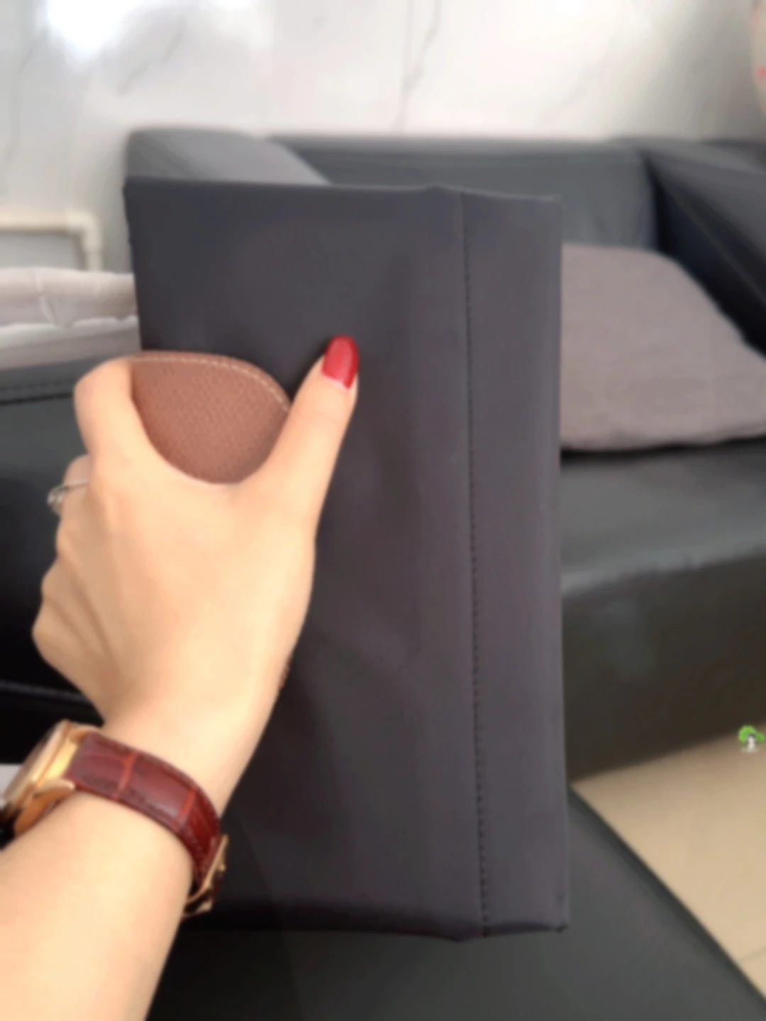 Classic nylon women's handbag crossbody bag large capacity shoulder bag tote bag mommy bag long handle shoulder strap
Classic nylon women's handbag crossbody bag large capacity shoulder bag tote bag mommy bag long handle shoulder strap