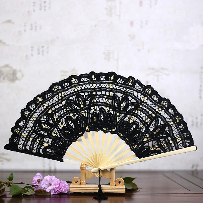 50/60pcs Chinese Style Decorative Bamboo Fan Lace Fabric Silk Folding Dance Fan Flower Party Wedding Ball Gift For The Bride
50/60pcs Chinese Style Decorative Bamboo Fan Lace Fabric Silk Folding Dance Fan Flower Party Wedding Ball Gift For The Bride