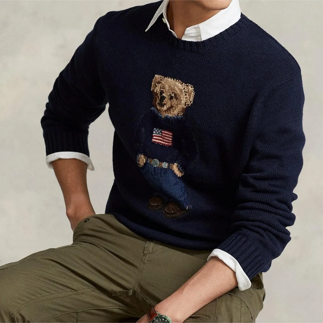 New autumn and winter classic embroidered national flag teddy bear round neck casual commuting style versatile knitted sweater
New autumn and winter classic embroidered national flag teddy bear round neck casual commuting style versatile knitted sweater