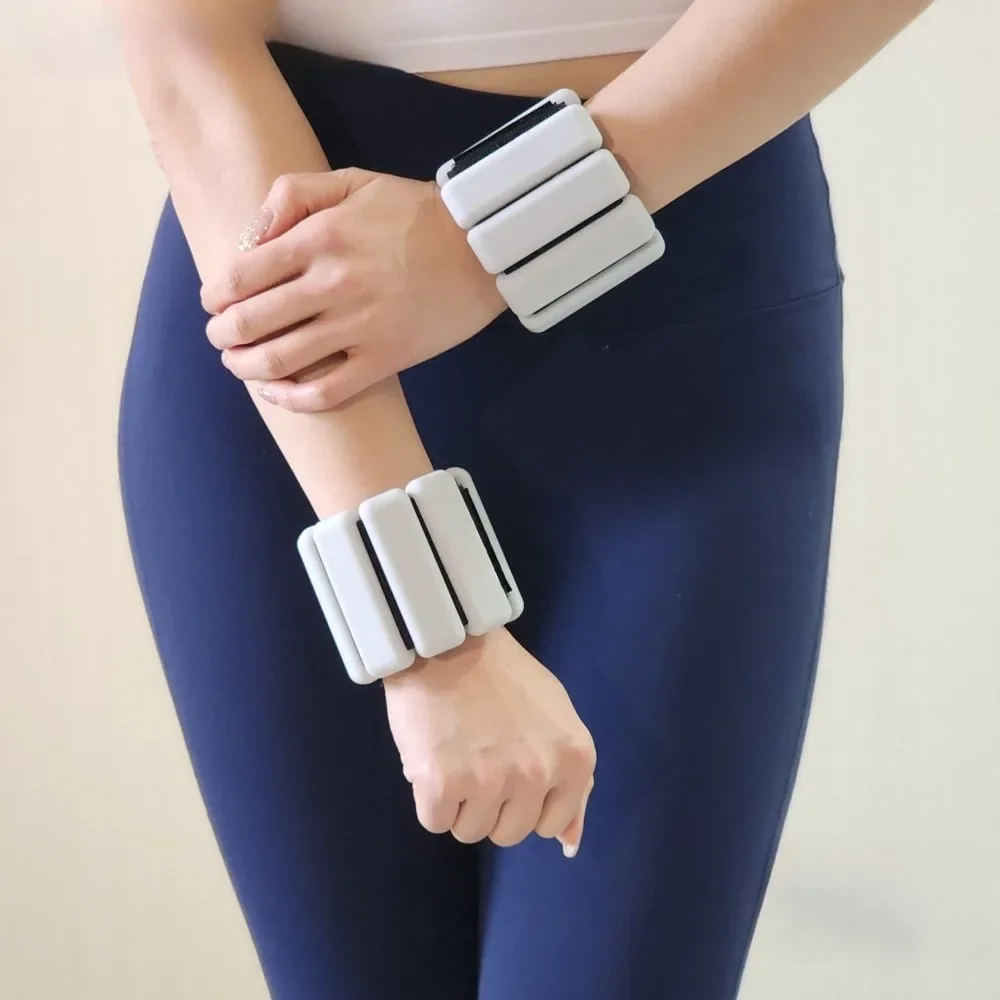 Sports Bracelet Silicone Gravity Bracelet Fitness Running Weight Bracelet
Sports Bracelet Silicone Gravity Bracelet Fitness Running Weight Bracelet