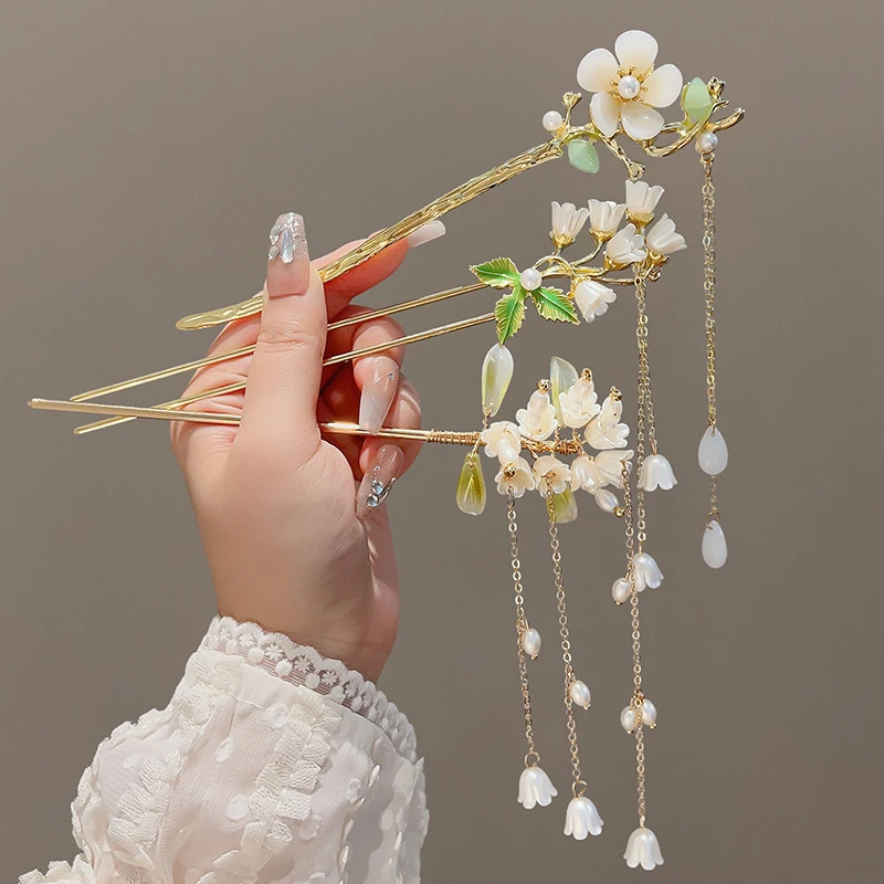 Elegant Chinese Style Hair Clip Tassel Hair Stick Traditional Floral Design Hairstyle Accessory Women Jewelry Hairpin Hairneedle
Elegant Chinese Style Hair Clip Tassel Hair Stick Traditional Floral Design Hairstyle Accessory Women Jewelry Hairpin Hairneedle