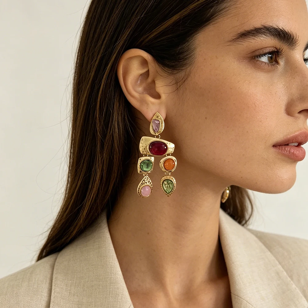 Exaggerated Vintage Rhinestone Crystal Beads Drop Earring For Women Ethnic Jewelry Fashion Geometry Metal Earrings
Exaggerated Vintage Rhinestone Crystal Beads Drop Earring For Women Ethnic Jewelry Fashion Geometry Metal Earrings