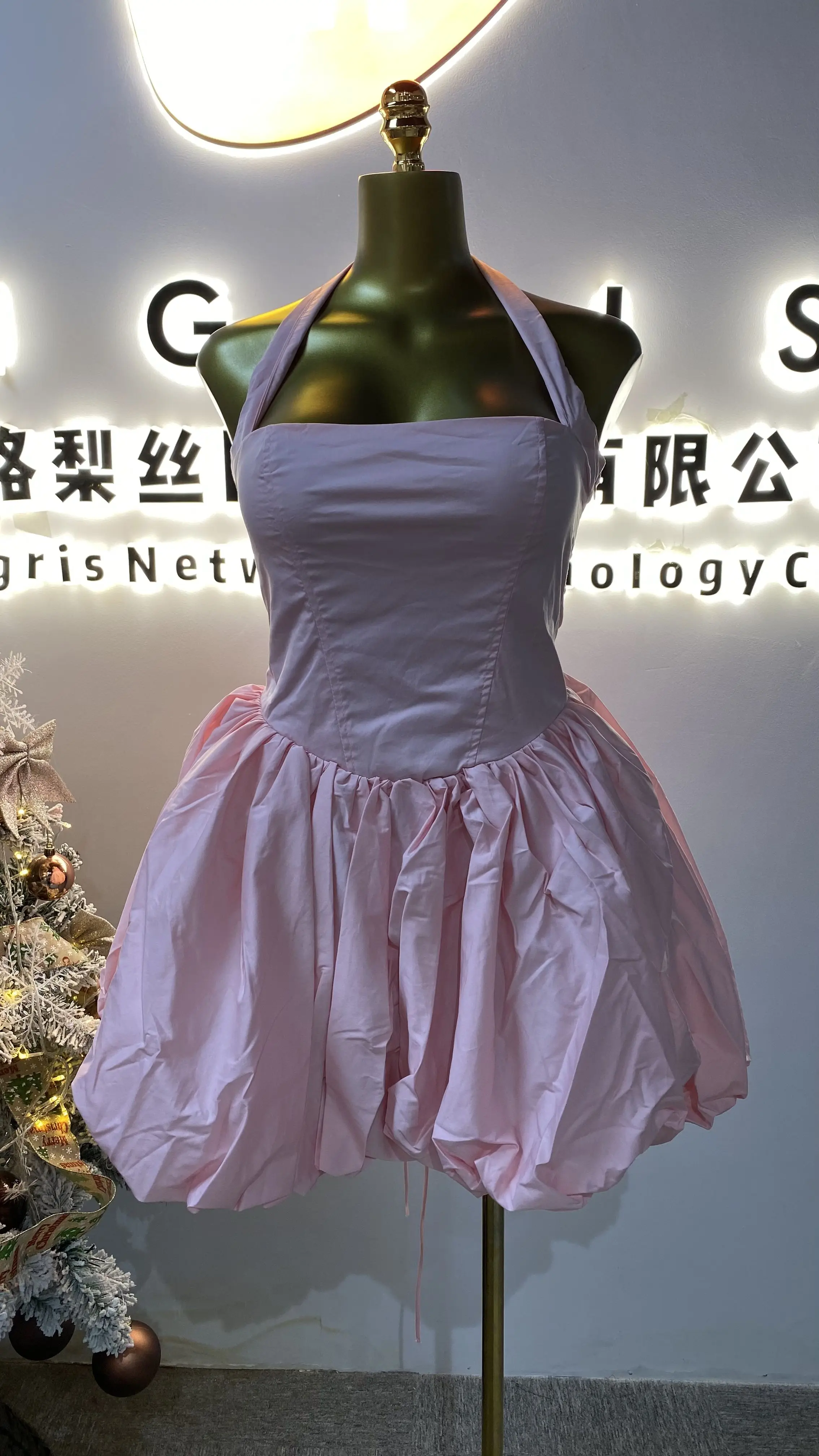 High Quality Backless Mini Party Dress for Women Bubble A-line Corset Elegant Solid Casual Wear-GZMM417
High Quality Backless Mini Party Dress for Women Bubble A-line Corset Elegant Solid Casual Wear-GZMM417