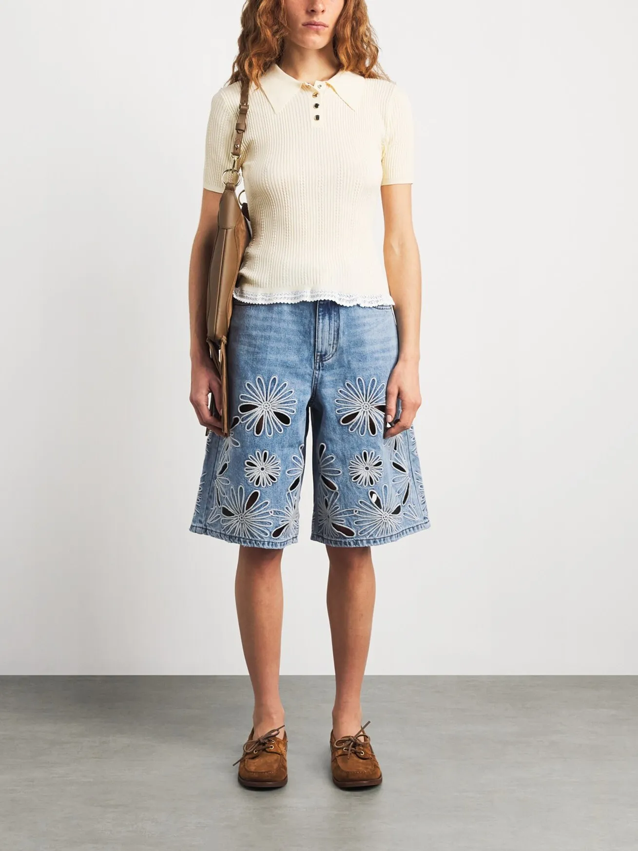 Spring Summer New Fashion Embroidered Hollow Sunflower Denim Straight Casual Mid-Calf Pants Breathable Comfortable Cotton Lad...
Spring Summer New Fashion Embroidered Hollow Sunflower Denim Straight Casual Mid-Calf Pants Breathable Comfortable Cotton Lad...