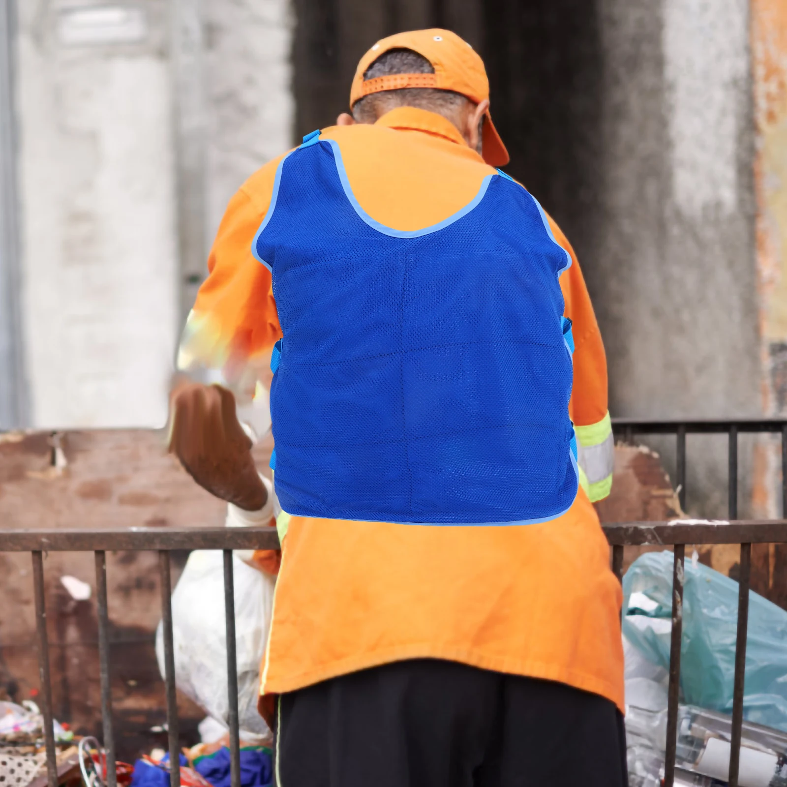 Cooling Vest for Men Women Hot Weather Outdoor Workers Motorcycle Gear Ice Bag Workshop WorkwearBreathable Polyester Material
Cooling Vest for Men Women Hot Weather Outdoor Workers Motorcycle Gear Ice Bag Workshop WorkwearBreathable Polyester Material