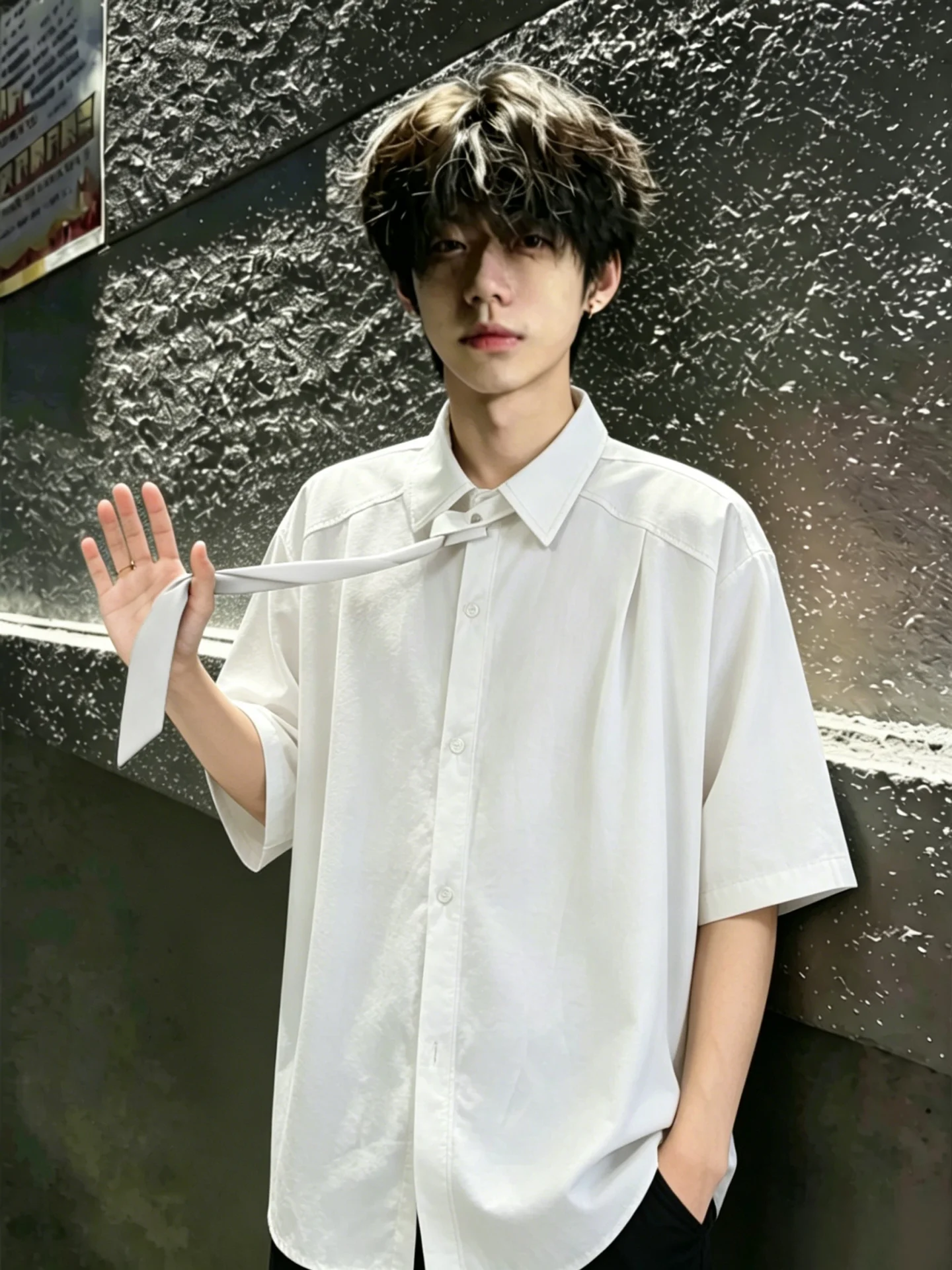 Men's Ice Silk Short Sleeve Shirt CleanFit Sunscreen Design Summer Fashionable Casual Shirt Breathable Lightweight Polyester
Men's Ice Silk Short Sleeve Shirt CleanFit Sunscreen Design Summer Fashionable Casual Shirt Breathable Lightweight Polyester