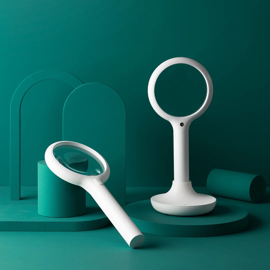 Handheld Rechargeable Handheld Magnifier Illuminated Magnifying Glass with Led Light for Seniors Reading Watch Repair
Handheld Rechargeable Handheld Magnifier Illuminated Magnifying Glass with Led Light for Seniors Reading Watch Repair