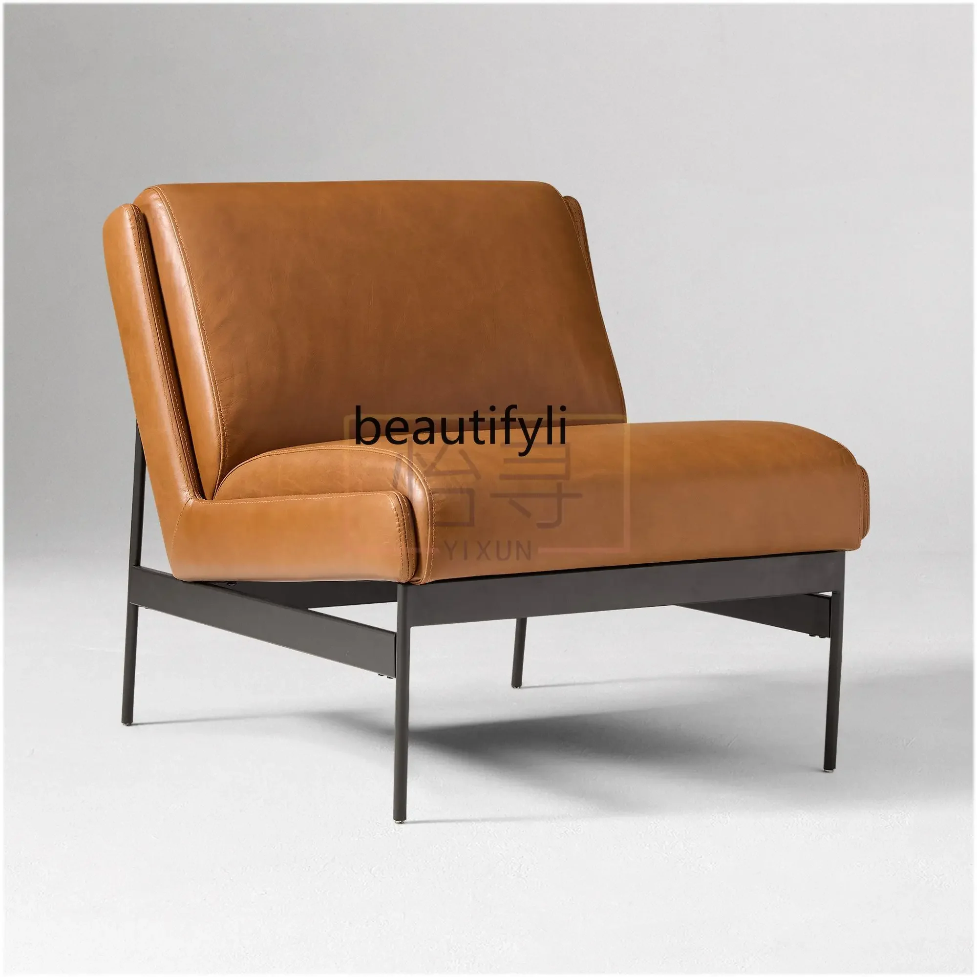Italian light luxury designer single sofa chair living room leisure chair hotel reception chair
Italian light luxury designer single sofa chair living room leisure chair hotel reception chair