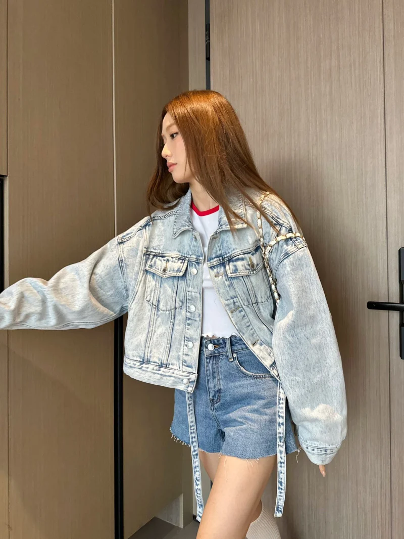 Street style women's denim jacket, fashionable and western-style, worn white motorcycle jacket, handsome
Street style women's denim jacket, fashionable and western-style, worn white motorcycle jacket, handsome