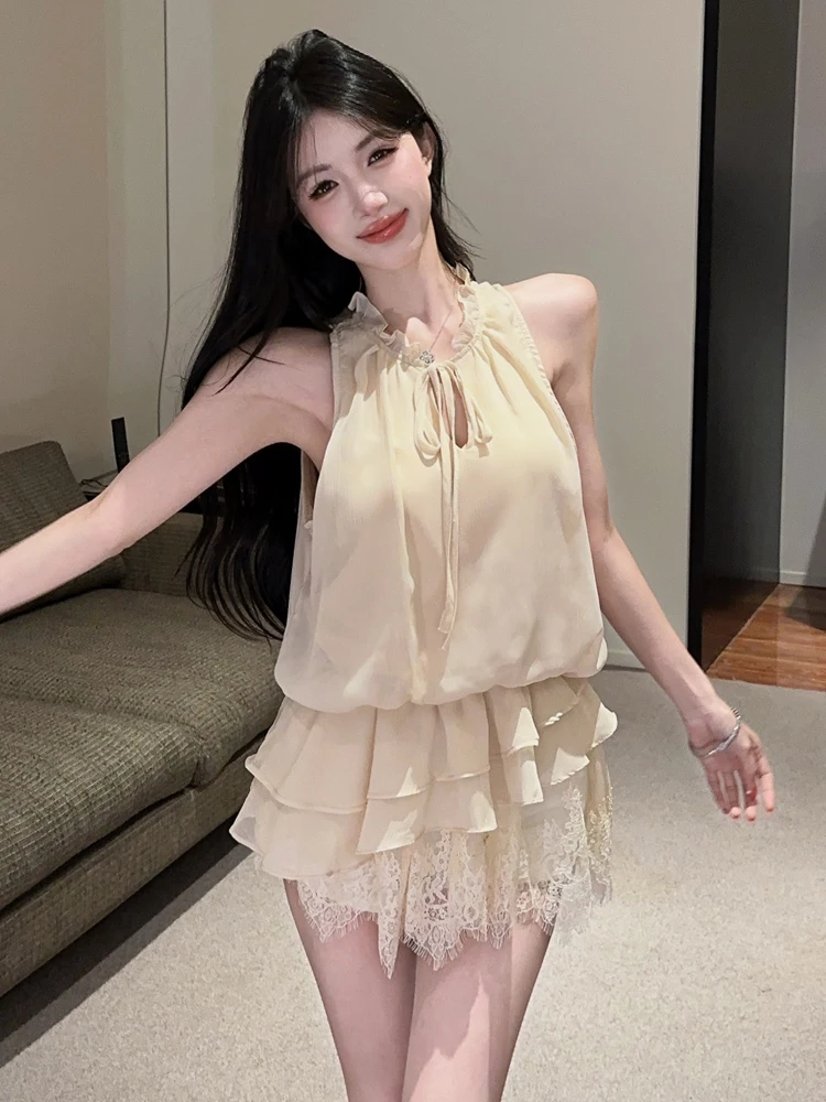 Romantic Sexy Lace Neck Hanging Design Show Shoulder Pure Desire Slimming Small Shirt Top for Young Women Breathable Casual Wear
Romantic Sexy Lace Neck Hanging Design Show Shoulder Pure Desire Slimming Small Shirt Top for Young Women Breathable Casual Wear