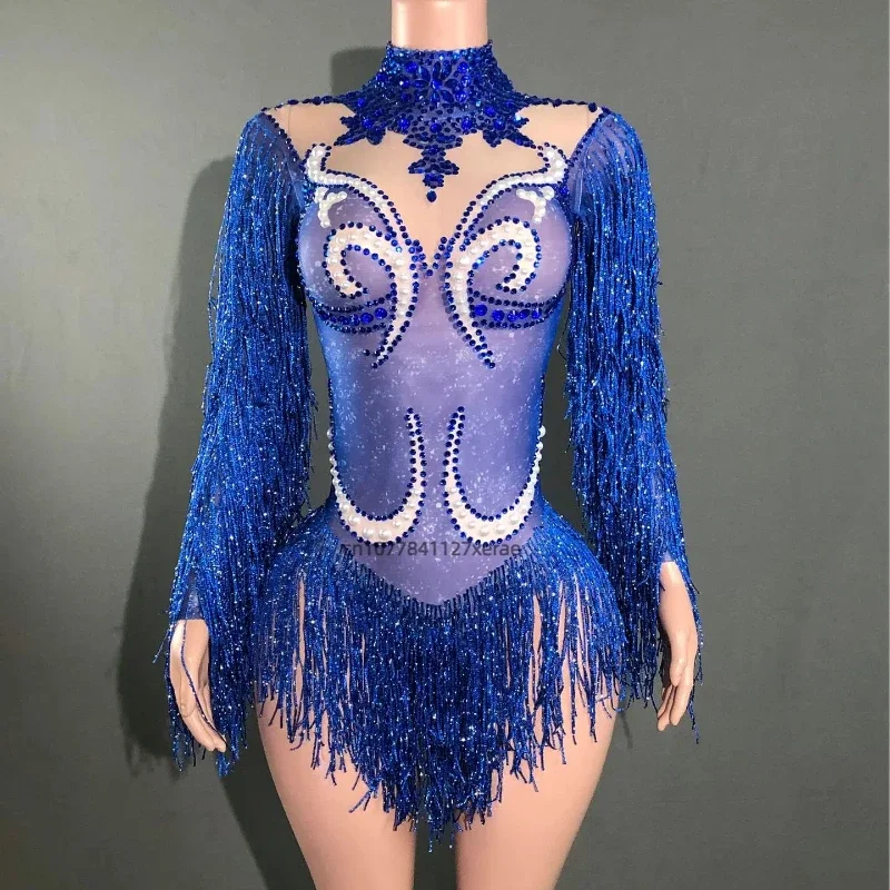 Костюм для латинских танцев в стиле ретро с жемчугом и стразами, европейский и американский танец, сексуальный костюм с длинными рукавами и кисточками для женщин
Костюм для латинских танцев в стиле ретро с жемчугом и стразами, европейский и американский танец, сексуальный костюм с длинными рукавами и кисточками для женщин