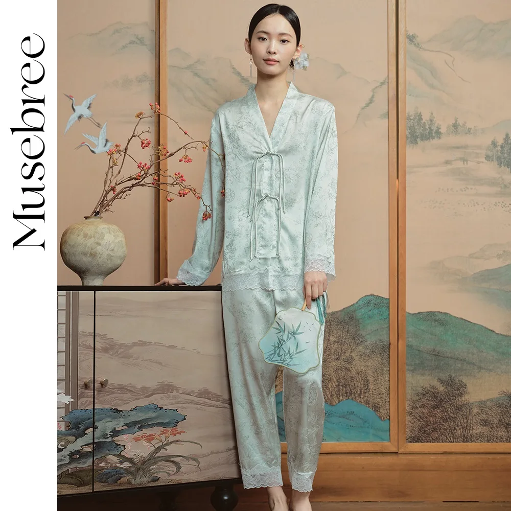Musebree Women's Chinese Elegant Pajama Sets Ladies Jacquard Satin Long Sleeve Pajamas Spring Sleepwear Women Loungewear Set
Musebree Women's Chinese Elegant Pajama Sets Ladies Jacquard Satin Long Sleeve Pajamas Spring Sleepwear Women Loungewear Set