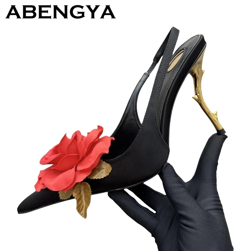 2025 Summer New Flower High Heels Sandals Women Fashion Pointed Toe Thorns Metal Heels Stilettos Sexy Party Pumps Shoes Female
2025 Summer New Flower High Heels Sandals Women Fashion Pointed Toe Thorns Metal Heels Stilettos Sexy Party Pumps Shoes Female