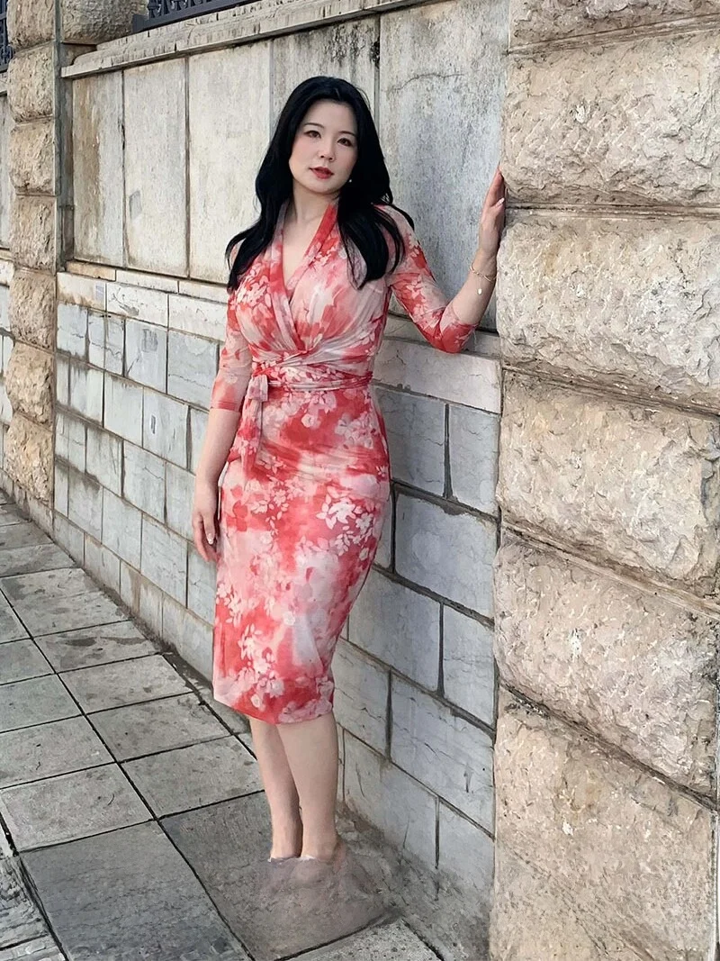 Slimming Effect Summer New plus Size Dress with Belt Knee-Length Mesh Tight Fit Sexy Print Commute Style High Waist A-Line Skirt
Slimming Effect Summer New plus Size Dress with Belt Knee-Length Mesh Tight Fit Sexy Print Commute Style High Waist A-Line Skirt