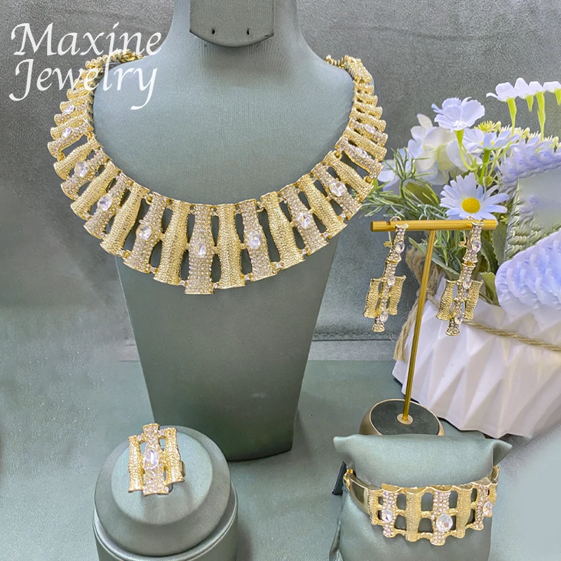 Golden Rhinestone 18K Gold Plated Jewelry Set Women Collar Necklace Earring Bracelet Ring African Bridal Wedding Party Gifts
Golden Rhinestone 18K Gold Plated Jewelry Set Women Collar Necklace Earring Bracelet Ring African Bridal Wedding Party Gifts