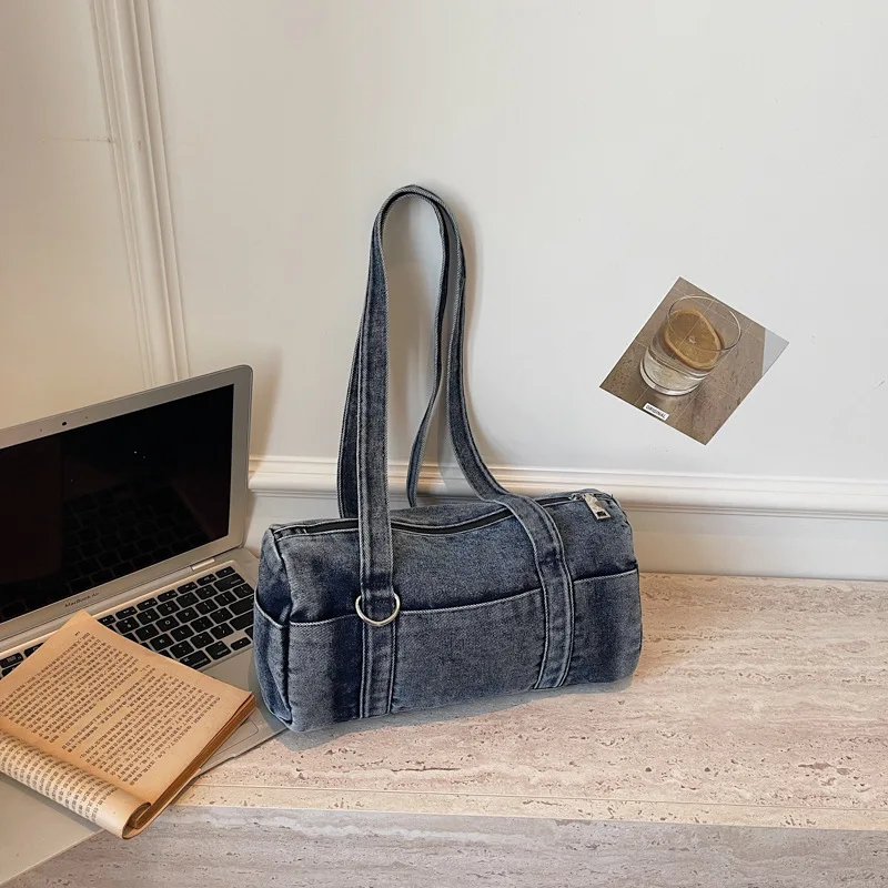 New Korean Style Simple Shoulder Bag Fashion Casual Washed Soft Denim Boston Pillow Bag Versatile Women Handbag
New Korean Style Simple Shoulder Bag Fashion Casual Washed Soft Denim Boston Pillow Bag Versatile Women Handbag