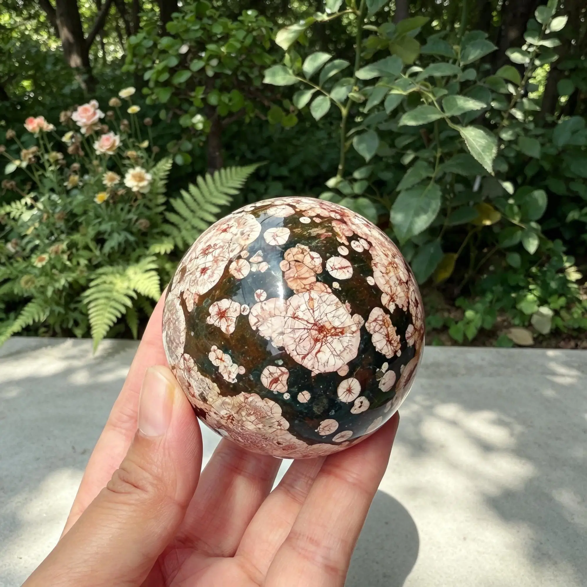 Natural Green Sakura Agate Ball Polished Crystal Sphere Flower Blossom Gemstone Reiki Healing Chakra Home Decor Display Gift
Natural Green Sakura Agate Ball Polished Crystal Sphere Flower Blossom Gemstone Reiki Healing Chakra Home Decor Display Gift
