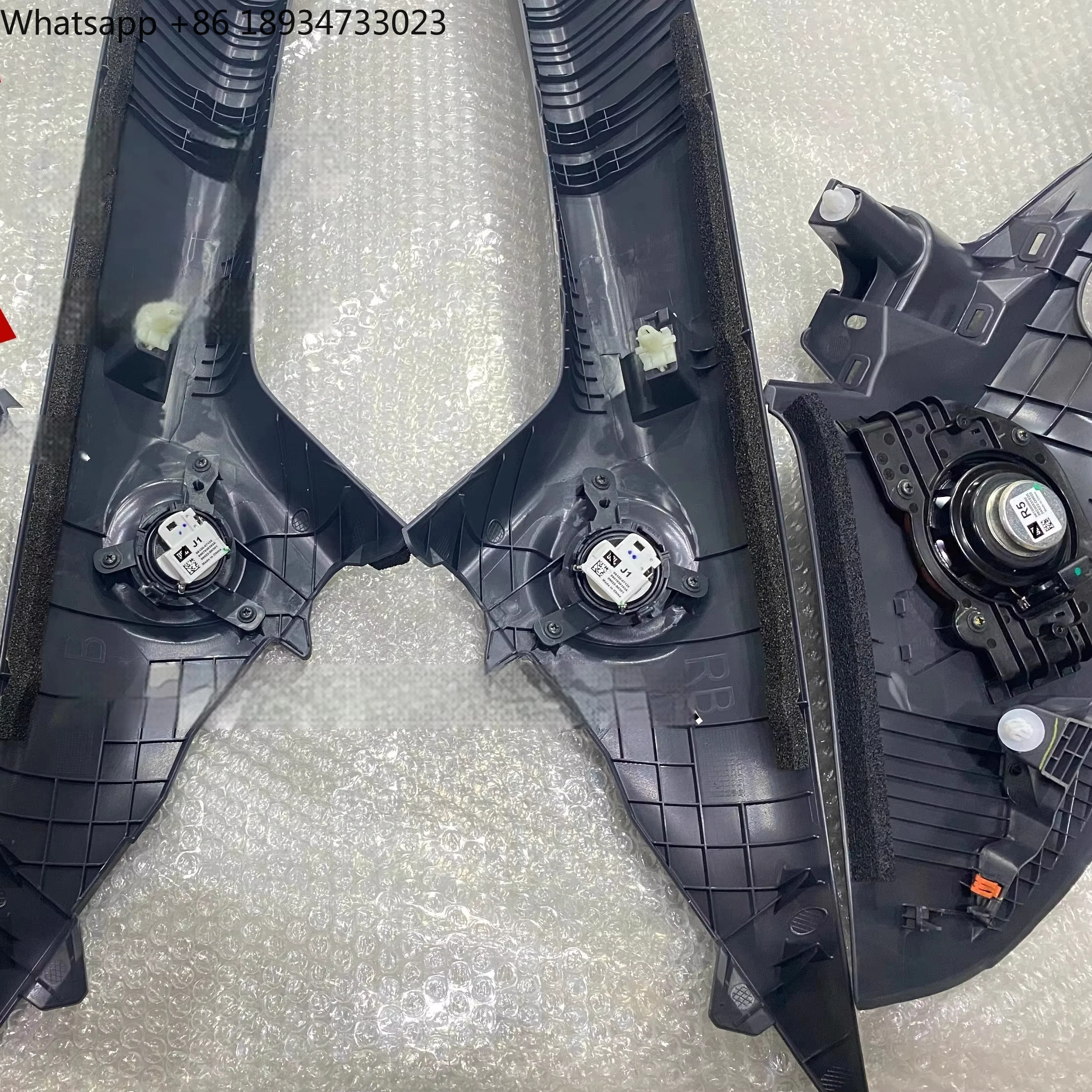 For Toyota Sienna 2021-2025 D-pillar Trim with Mid-to-high Speaker Modification Genuine Parts Non-destructive Installation
For Toyota Sienna 2021-2025 D-pillar Trim with Mid-to-high Speaker Modification Genuine Parts Non-destructive Installation
