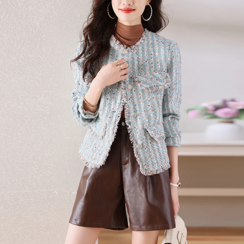 Women Tweed Jacket Short Overcoat 2022 New Autumn Winter Vintage Wool Jacket Female Outwear Fashion Loose Fur Edge Coat Casaco
Women Tweed Jacket Short Overcoat 2022 New Autumn Winter Vintage Wool Jacket Female Outwear Fashion Loose Fur Edge Coat Casaco