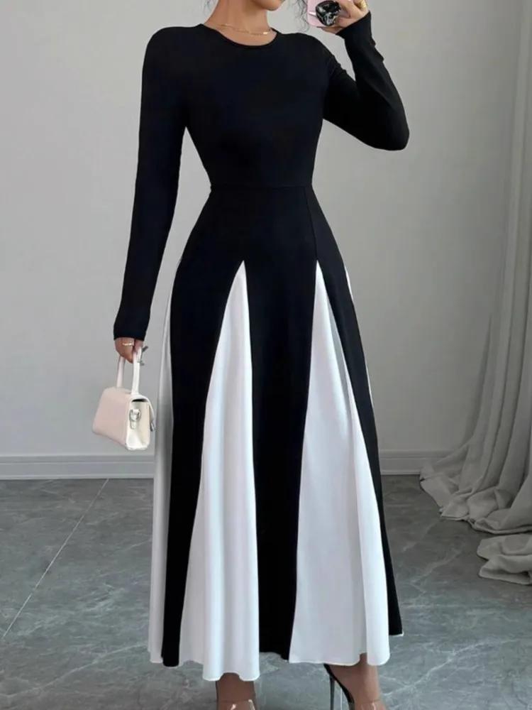 2025 Spring & Autumn Women's Long Sleeve Round Neck A Line Contrast Color Dress, Stylish Black & White Patchwork Long Dress
2025 Spring & Autumn Women's Long Sleeve Round Neck A Line Contrast Color Dress, Stylish Black & White Patchwork Long Dress