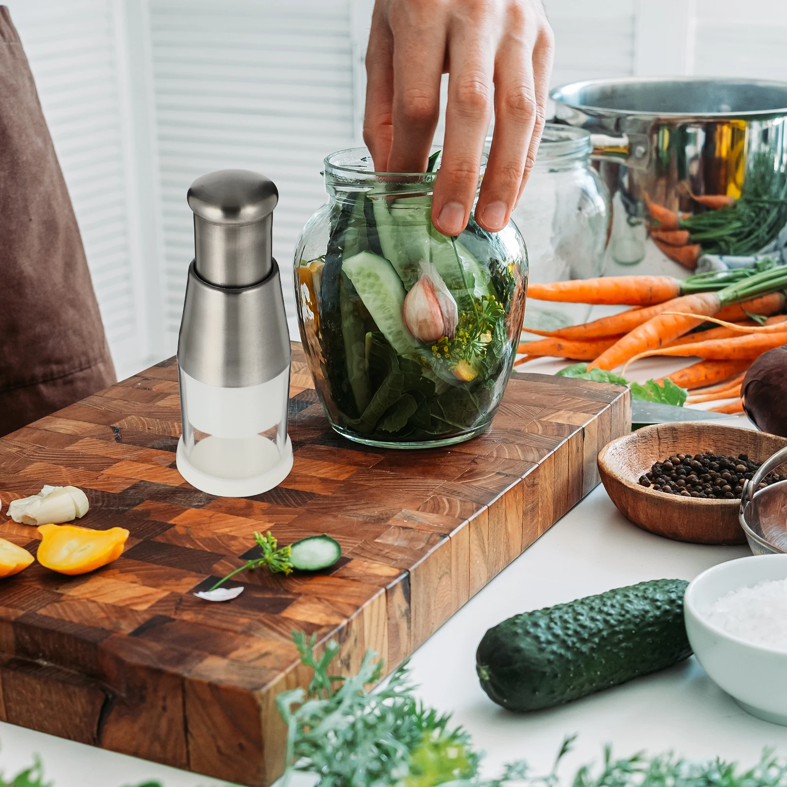 Compact Garlic Crusher Manual Press Portable Vegetable Chopper Kitchen Supply Easy to Use Cleaning Garlic Chopper
Compact Garlic Crusher Manual Press Portable Vegetable Chopper Kitchen Supply Easy to Use Cleaning Garlic Chopper