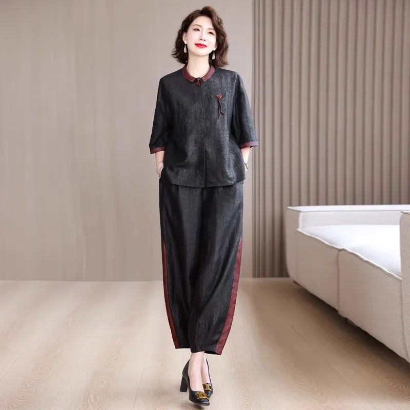 Комплект из шелка и брюк Ele plus Size для мамы, летняя повседневная одежда, удобный свободный крой, скрывающий мясо, бренд высокого класса
Комплект из шелка и брюк Ele plus Size для мамы, летняя повседневная одежда, удобный свободный крой, скрывающий мясо, бренд высокого класса