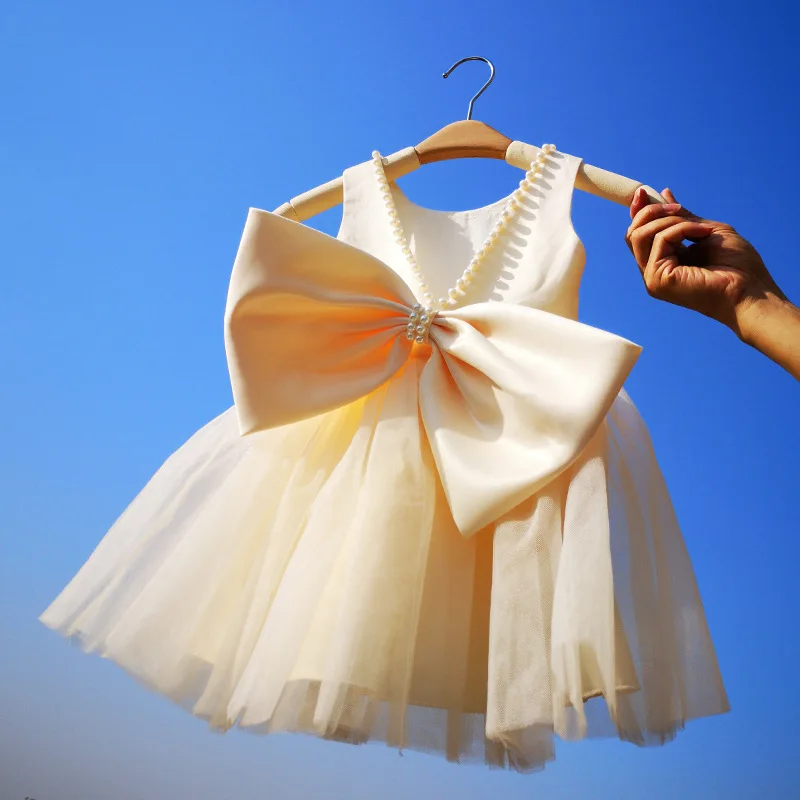 Girls' Dress Birthday Princess Dress2025New Spring Flower Girl Wedding Dress Stage Performance Puffy Tulle Children's Formal Dre
Girls' Dress Birthday Princess Dress2025New Spring Flower Girl Wedding Dress Stage Performance Puffy Tulle Children's Formal Dre